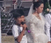 小舅子非要唱一首歌来祝福姐姐姐夫!拦都拦不住